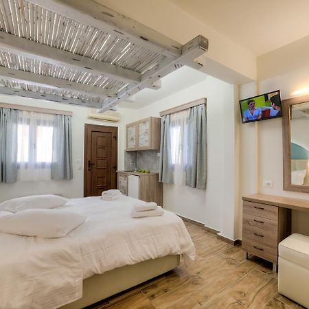 Ifestos Villa Fira  Extérieur photo