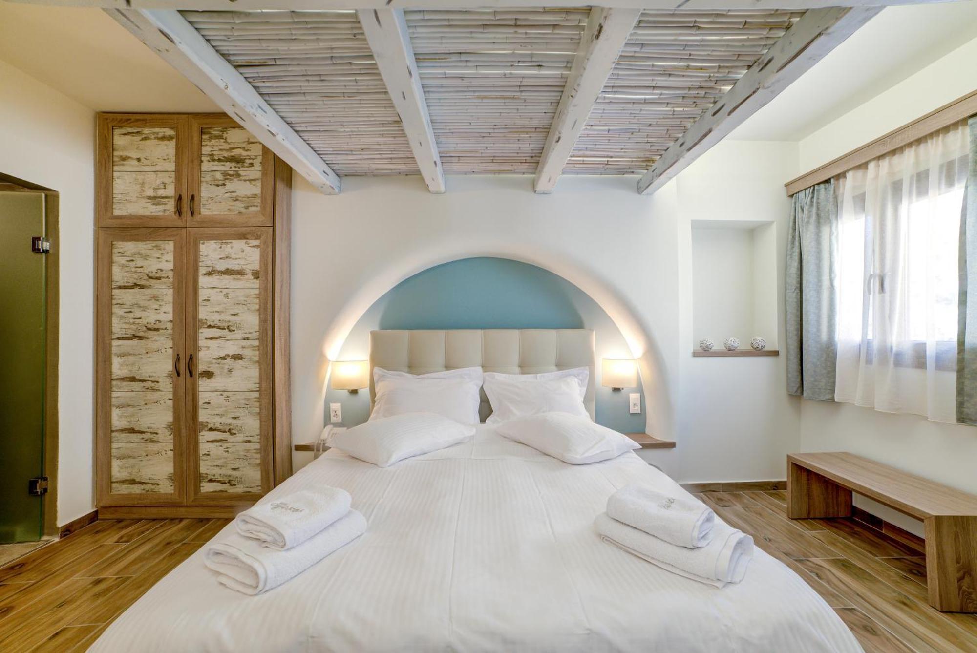 Ifestos Villa Fira  Chambre photo