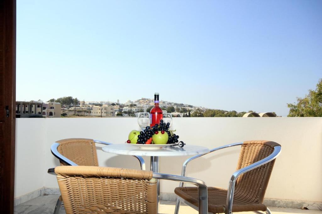 Ifestos Villa Fira  Chambre photo