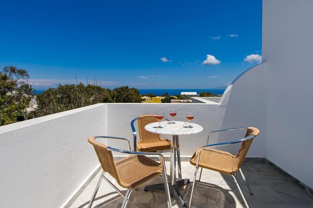 Ifestos Villa Fira  Chambre photo
